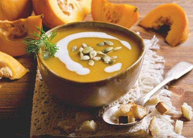 During an acute course of gastritis, creamy soups should be eaten. 