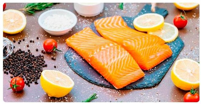 The 6 Petals Diet's fish day meal may include steamed salmon